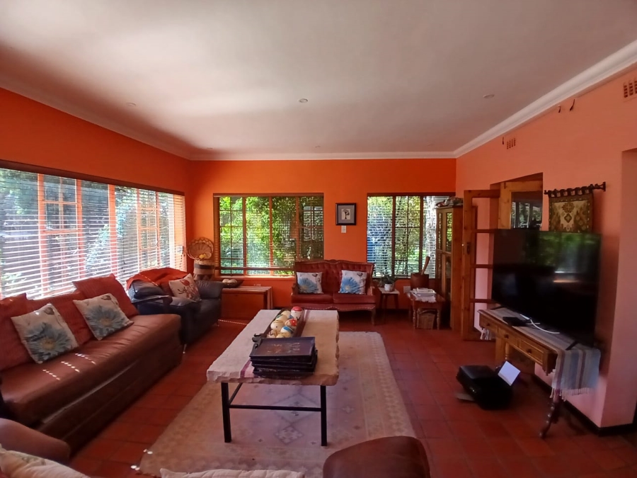 4 Bedroom Property for Sale in Carletonville Central Gauteng