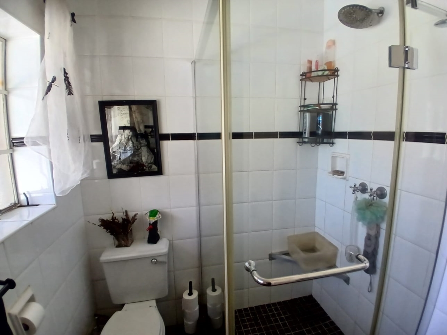 4 Bedroom Property for Sale in Carletonville Central Gauteng