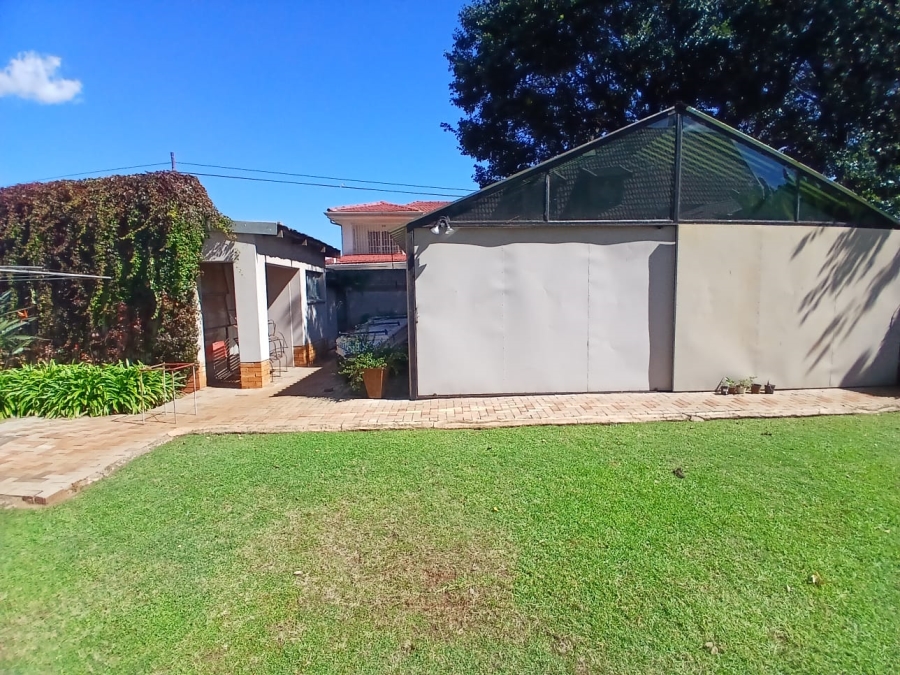 4 Bedroom Property for Sale in Carletonville Central Gauteng