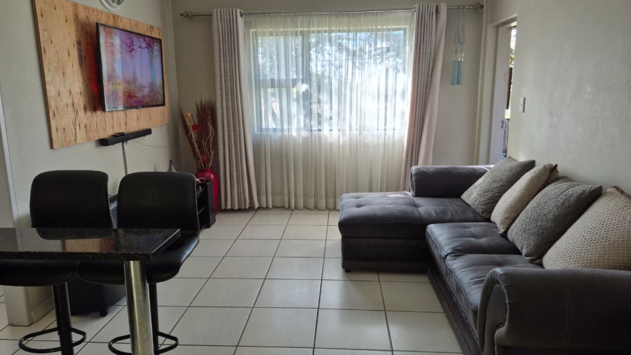 3 Bedroom Property for Sale in Cloverdene Gauteng