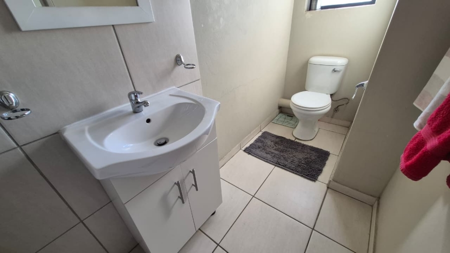 3 Bedroom Property for Sale in Cloverdene Gauteng