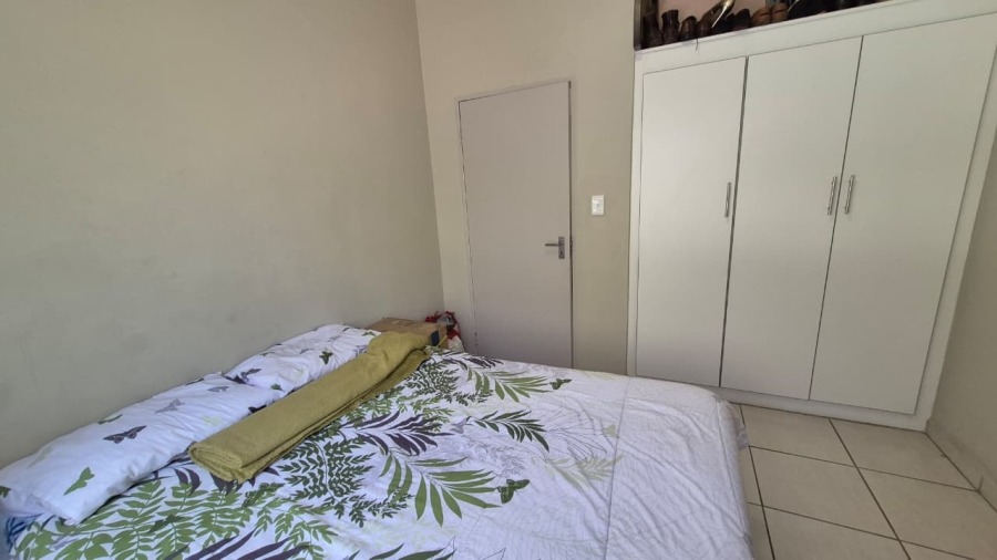3 Bedroom Property for Sale in Cloverdene Gauteng