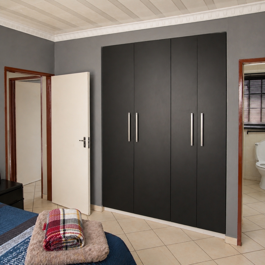 3 Bedroom Property for Sale in Witpoortjie Gauteng