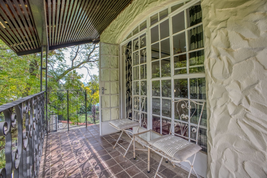6 Bedroom Property for Sale in Victory Park Gauteng
