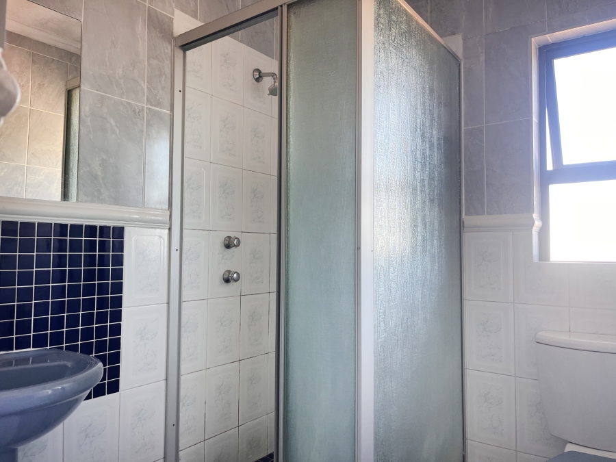 2 Bedroom Property for Sale in Cheltondale Gauteng