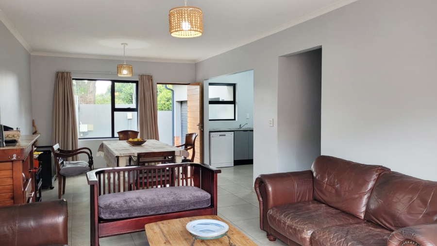 2 Bedroom Property for Sale in Linden Gauteng