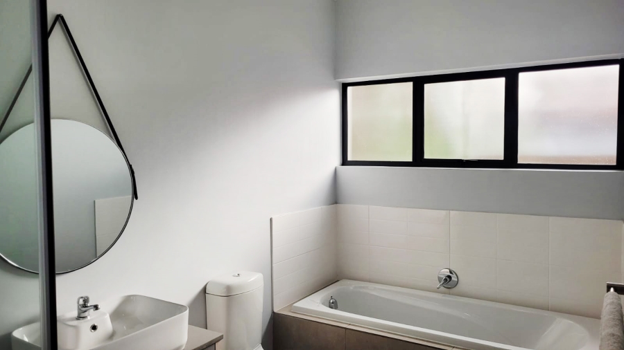 2 Bedroom Property for Sale in Linden Gauteng