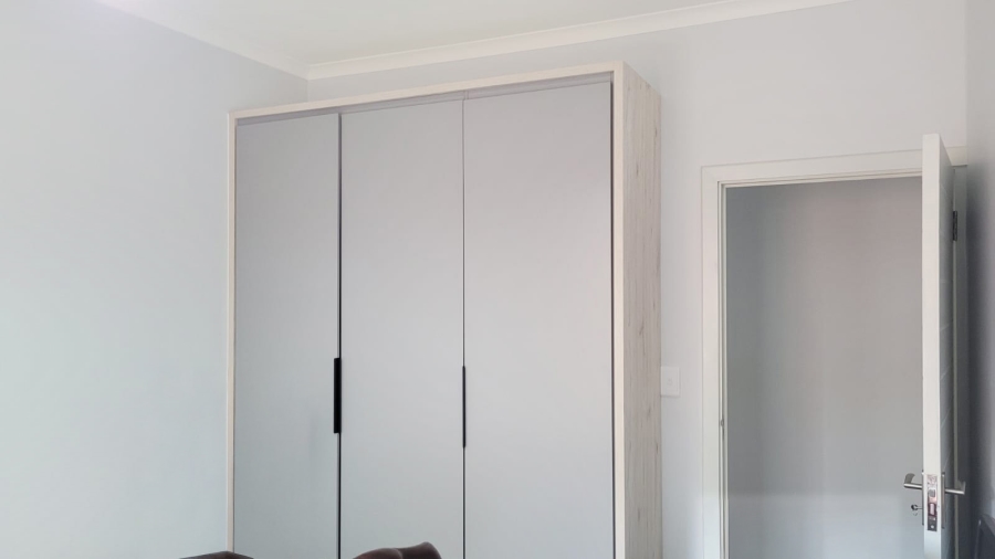 2 Bedroom Property for Sale in Linden Gauteng