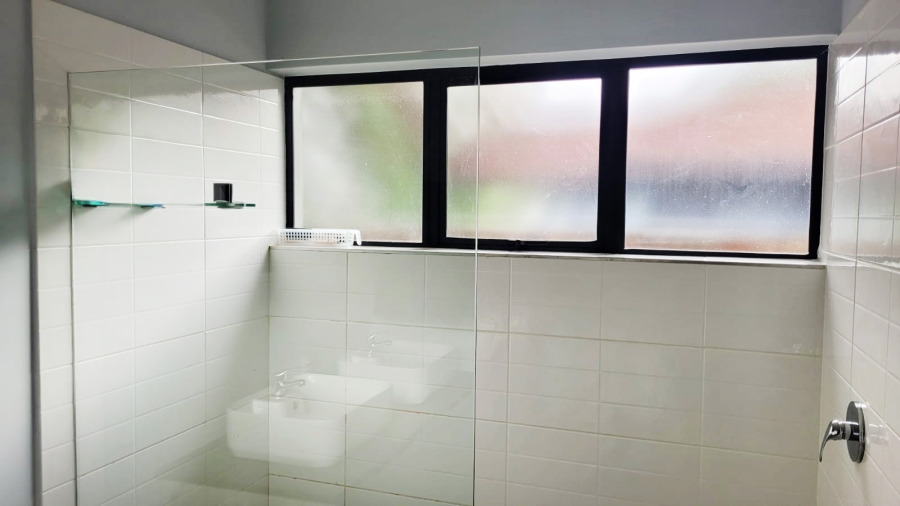 2 Bedroom Property for Sale in Linden Gauteng