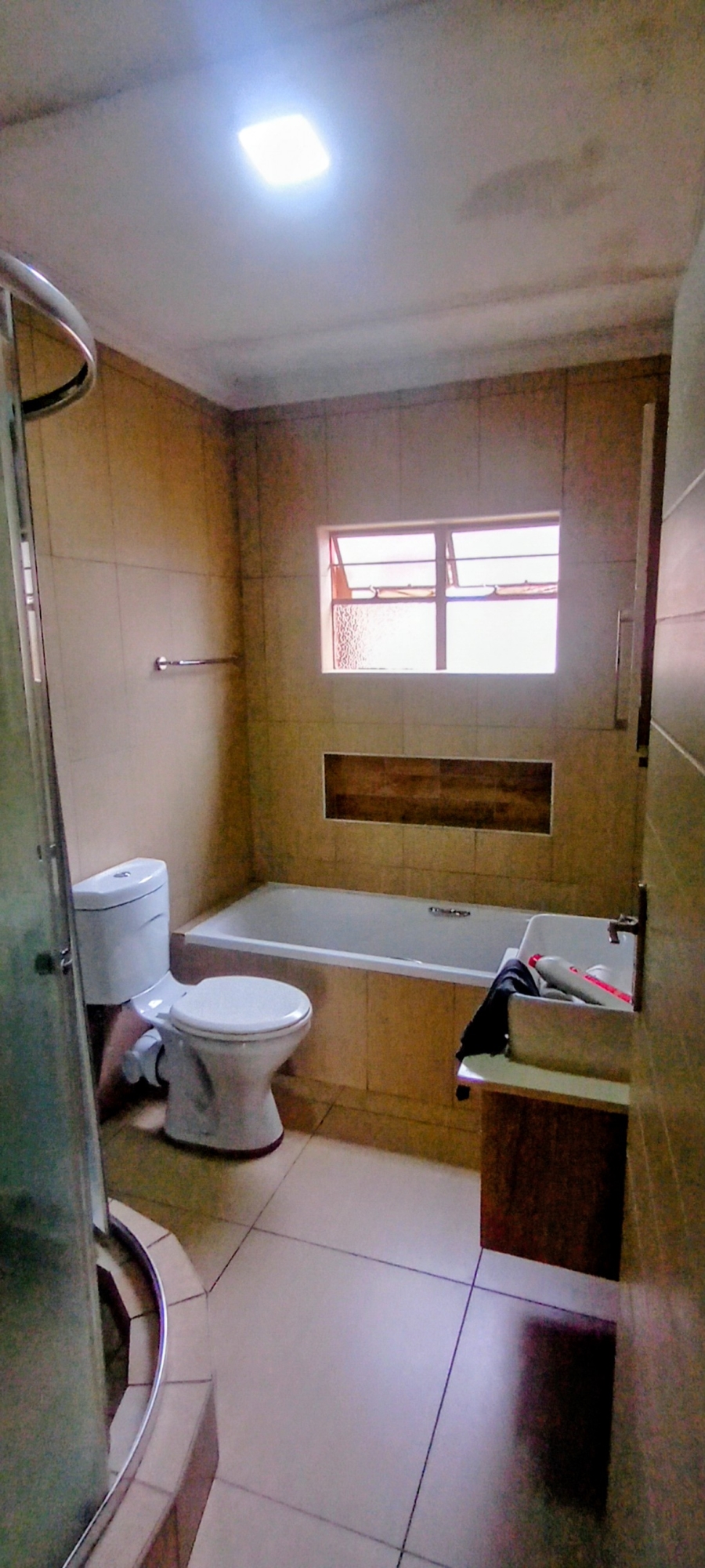 2 Bedroom Property for Sale in Andeon AH Gauteng