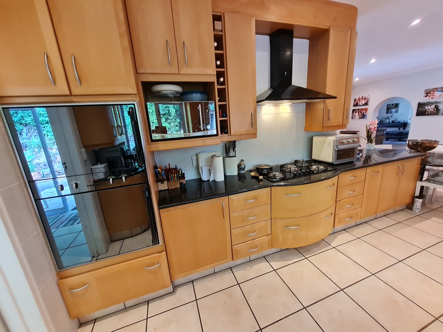 5 Bedroom Property for Sale in Northcliff Gauteng