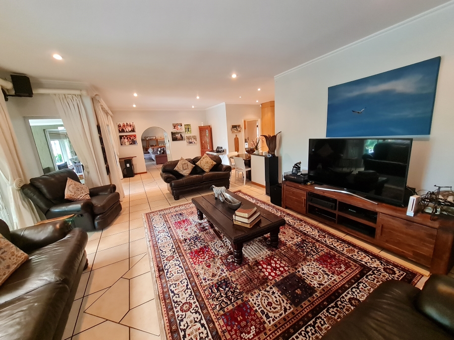 5 Bedroom Property for Sale in Northcliff Gauteng