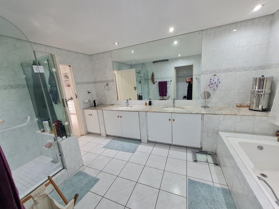 5 Bedroom Property for Sale in Northcliff Gauteng