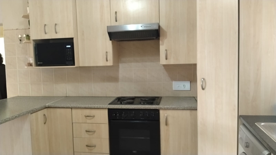 2 Bedroom Property for Sale in Sugar Bush Estate Gauteng