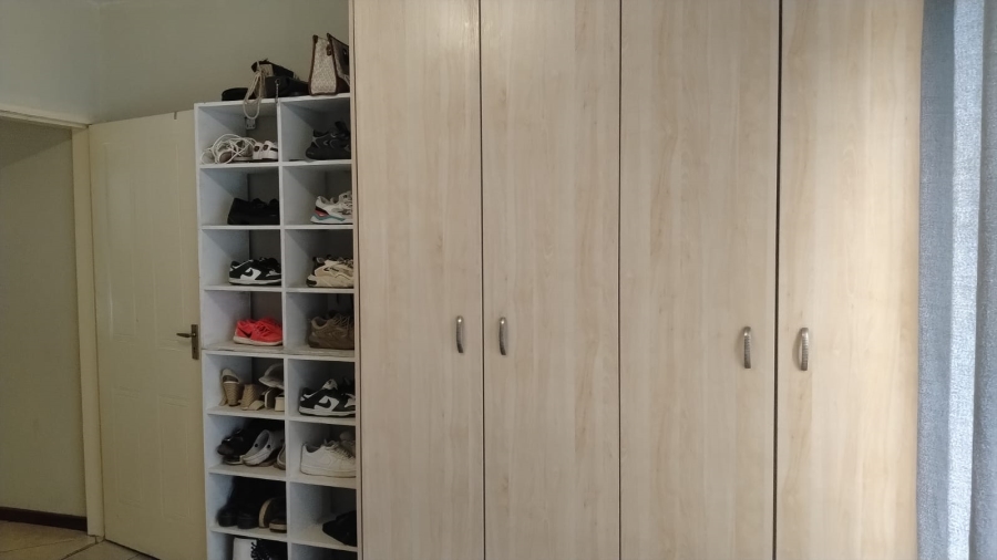 2 Bedroom Property for Sale in Sugar Bush Estate Gauteng