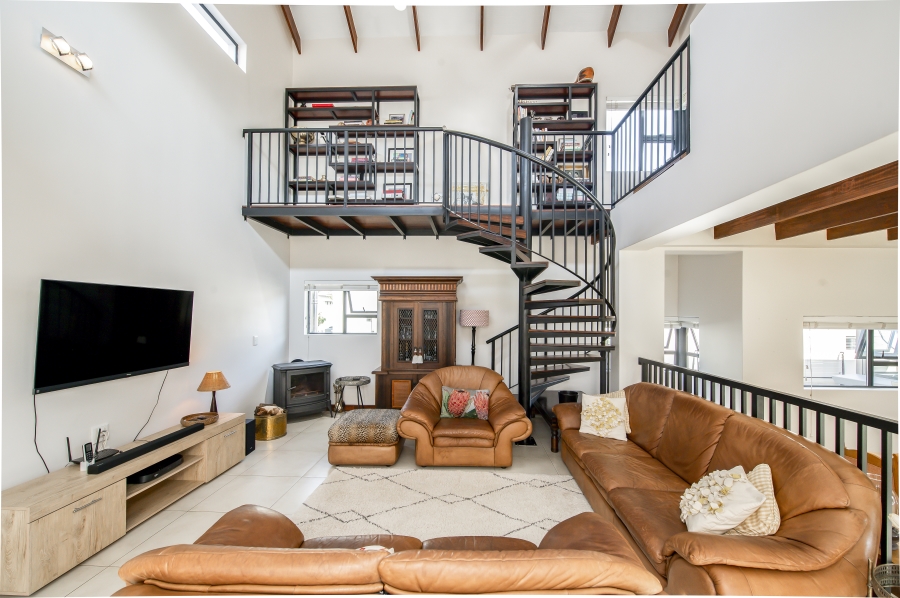 To Let 3 Bedroom Property for Rent in Waterfall Country Village Gauteng