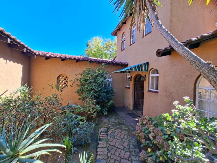 4 Bedroom Property for Sale in Morningside Manor Gauteng