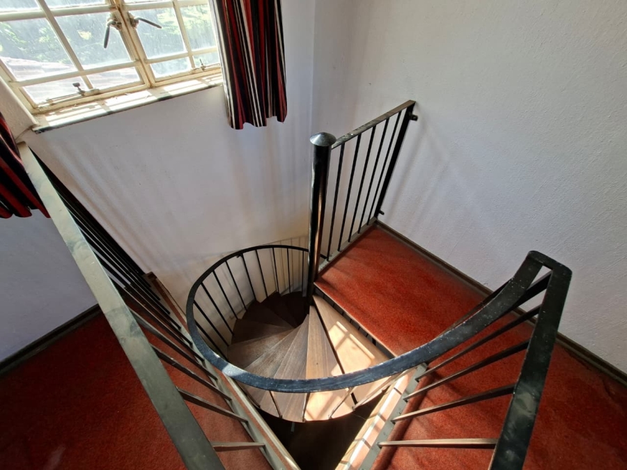 4 Bedroom Property for Sale in Morningside Manor Gauteng