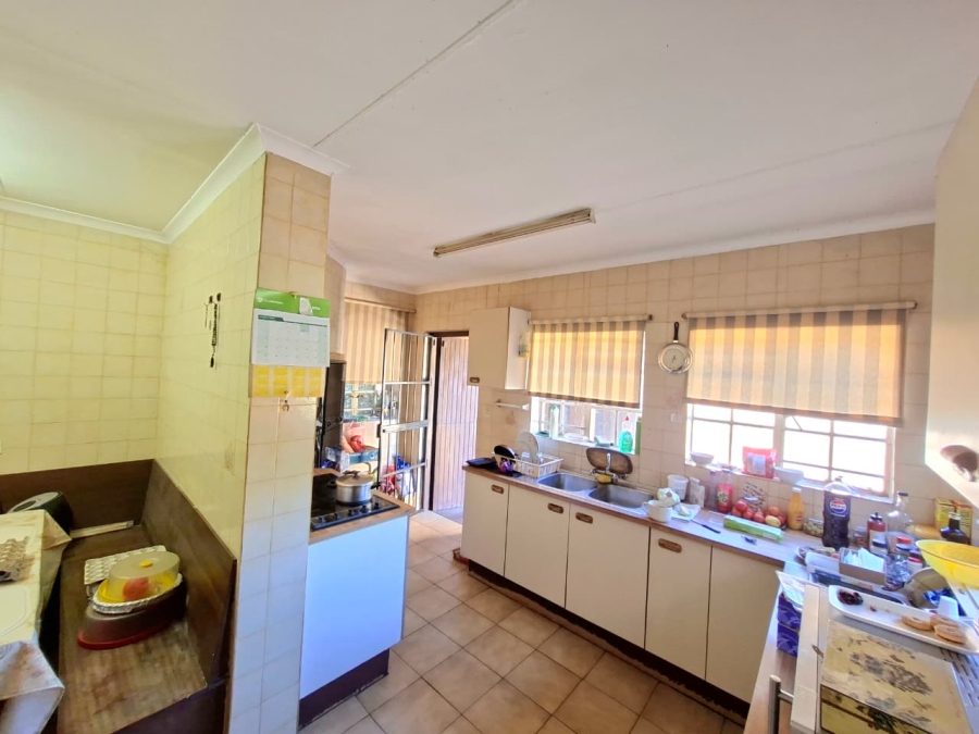 4 Bedroom Property for Sale in Morningside Manor Gauteng