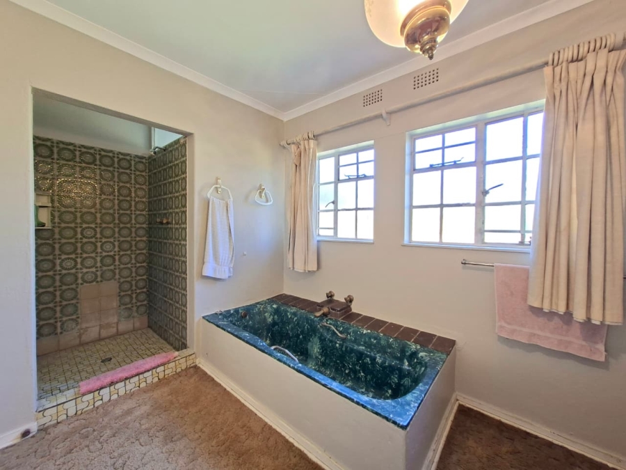4 Bedroom Property for Sale in Morningside Manor Gauteng