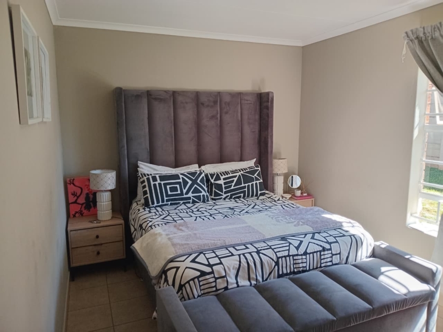 2 Bedroom Property for Sale in Thatch Hill Estate Gauteng