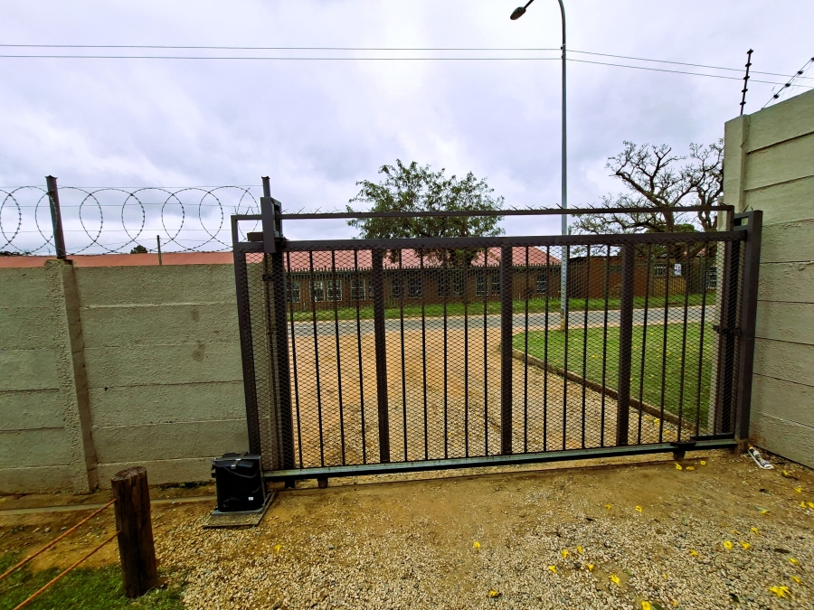 10 Bedroom Property for Sale in Cullinan Gauteng