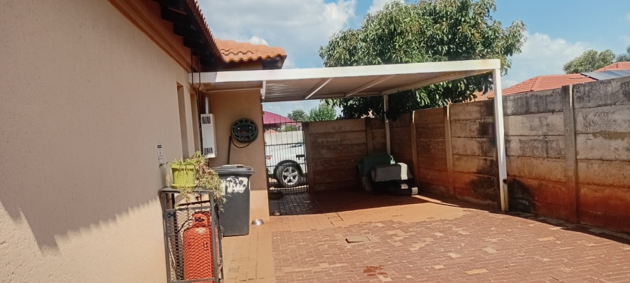 3 Bedroom Property for Sale in The Orchards Gauteng