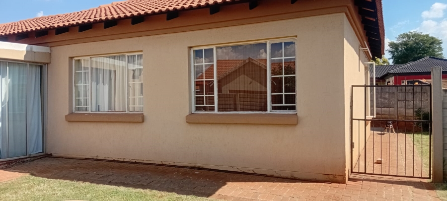 3 Bedroom Property for Sale in The Orchards Gauteng