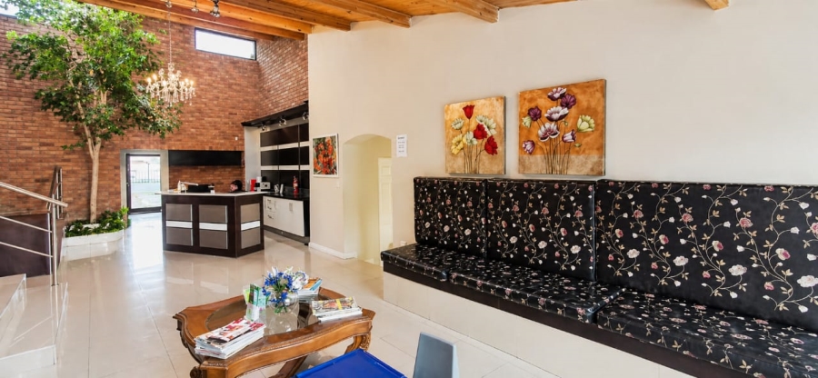To Let Commercial Property for Rent in Glenvista Gauteng