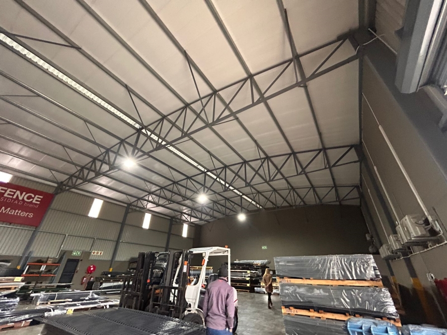 To Let Commercial Property for Rent in Knoppieslaagte Gauteng