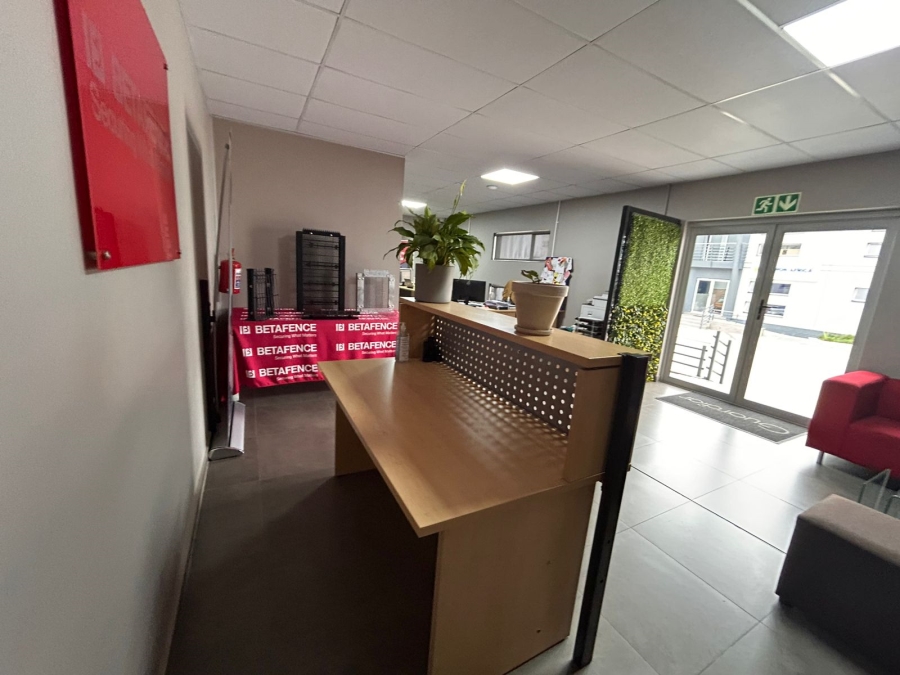 To Let Commercial Property for Rent in Knoppieslaagte Gauteng
