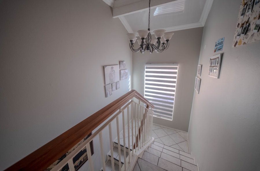 3 Bedroom Property for Sale in Garsfontein Gauteng
