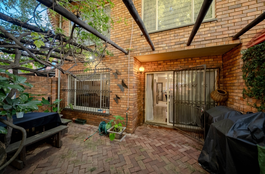 3 Bedroom Property for Sale in Garsfontein Gauteng
