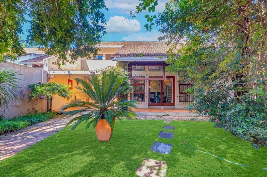 3 Bedroom Property for Sale in Bryanston Gauteng