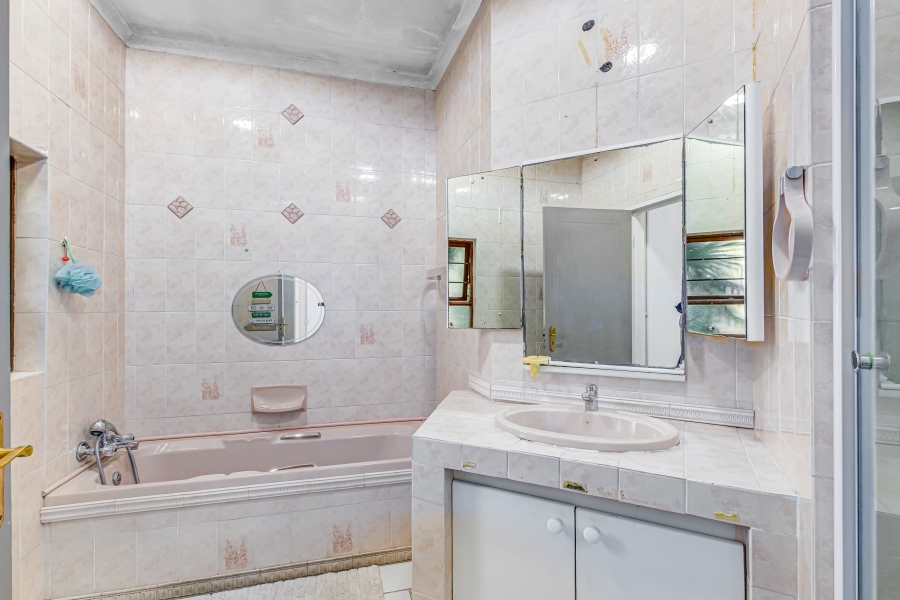 3 Bedroom Property for Sale in Bryanston Gauteng