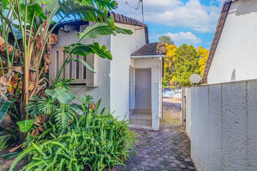 3 Bedroom Property for Sale in Bryanston Gauteng