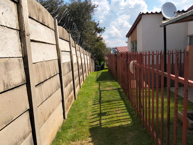 3 Bedroom Property for Sale in Ridgeway Gauteng
