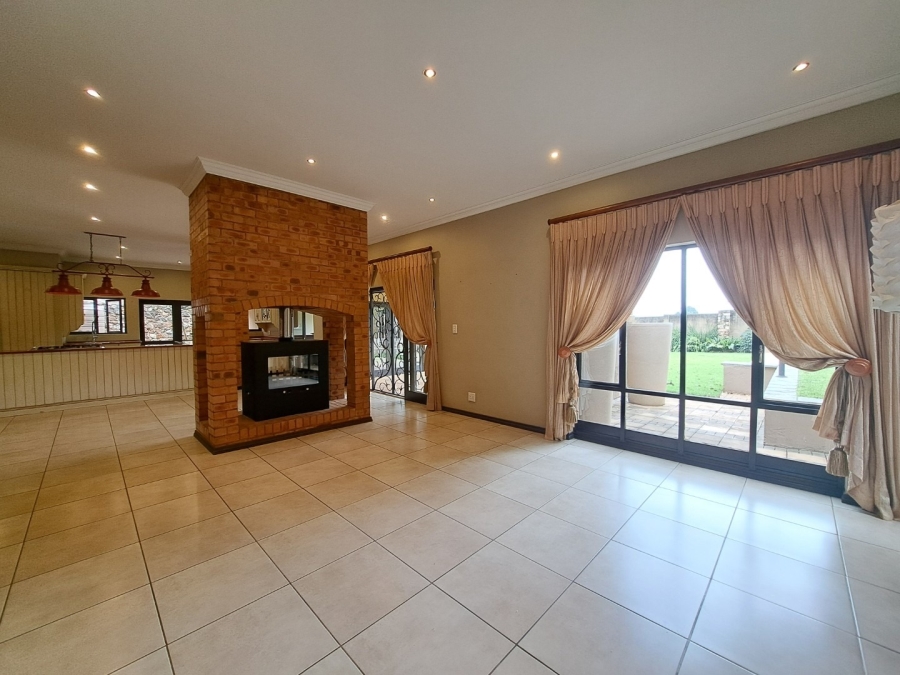 4 Bedroom Property for Sale in Clubview Gauteng