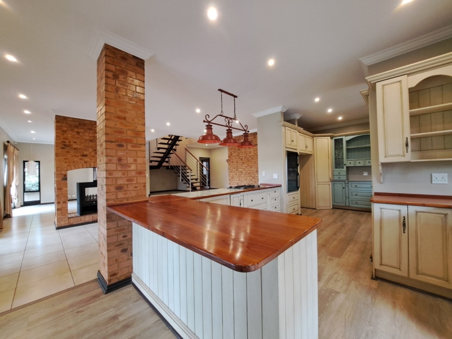 4 Bedroom Property for Sale in Clubview Gauteng