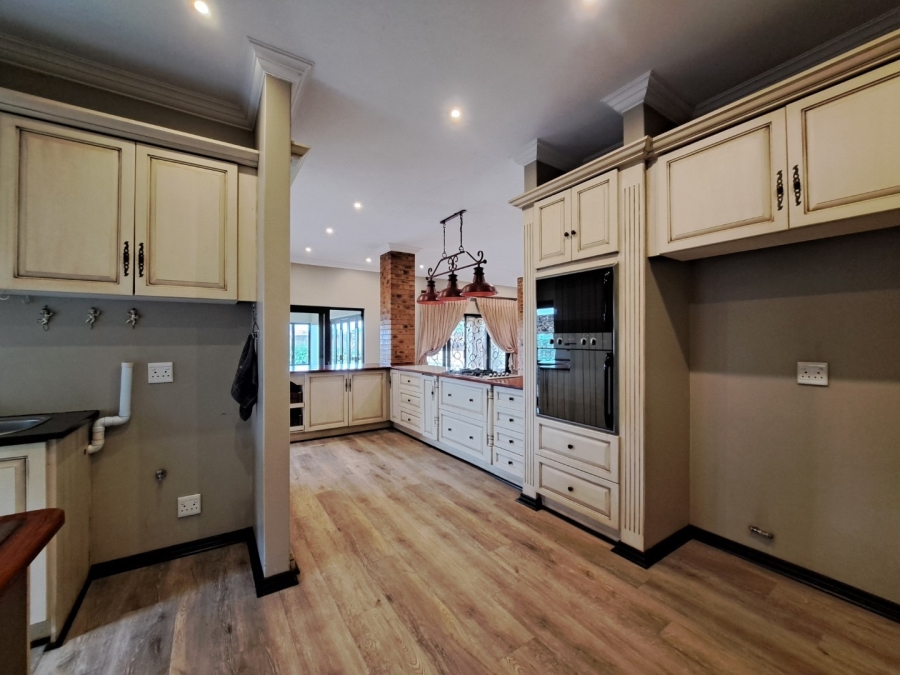 4 Bedroom Property for Sale in Clubview Gauteng