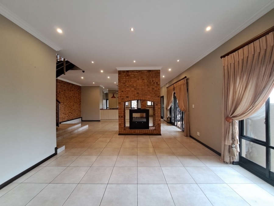 4 Bedroom Property for Sale in Clubview Gauteng