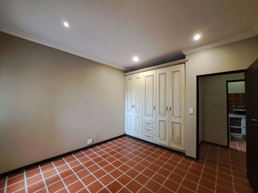 4 Bedroom Property for Sale in Clubview Gauteng
