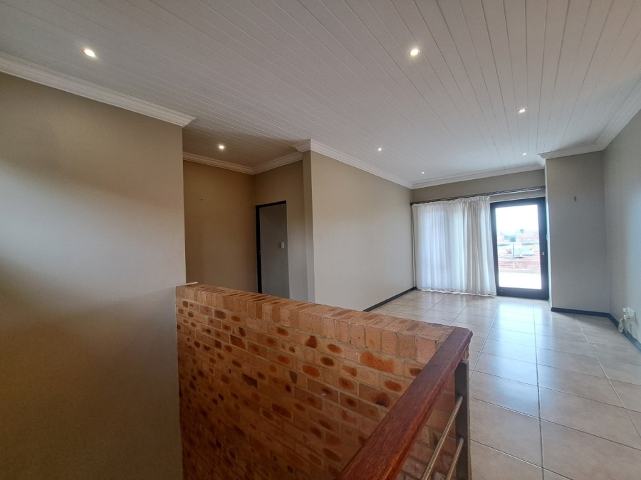 4 Bedroom Property for Sale in Clubview Gauteng