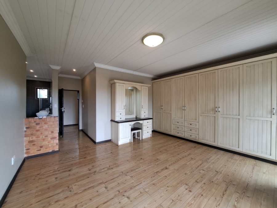 4 Bedroom Property for Sale in Clubview Gauteng