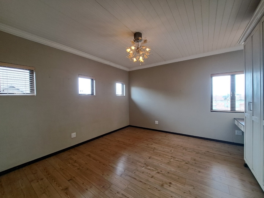 4 Bedroom Property for Sale in Clubview Gauteng