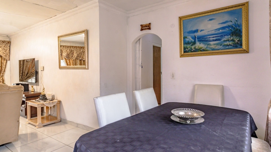 4 Bedroom Property for Sale in Albertsdal Gauteng