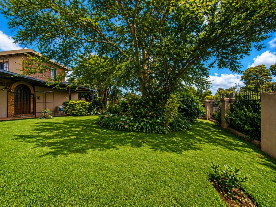 4 Bedroom Property for Sale in Waterkloof Ridge Gauteng