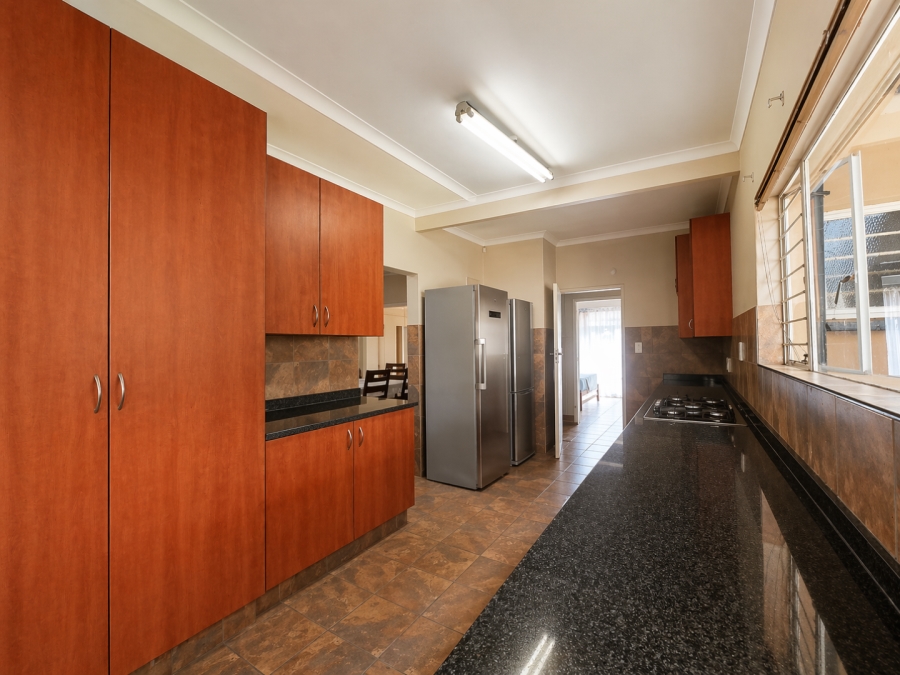 4 Bedroom Property for Sale in Waterkloof Ridge Gauteng