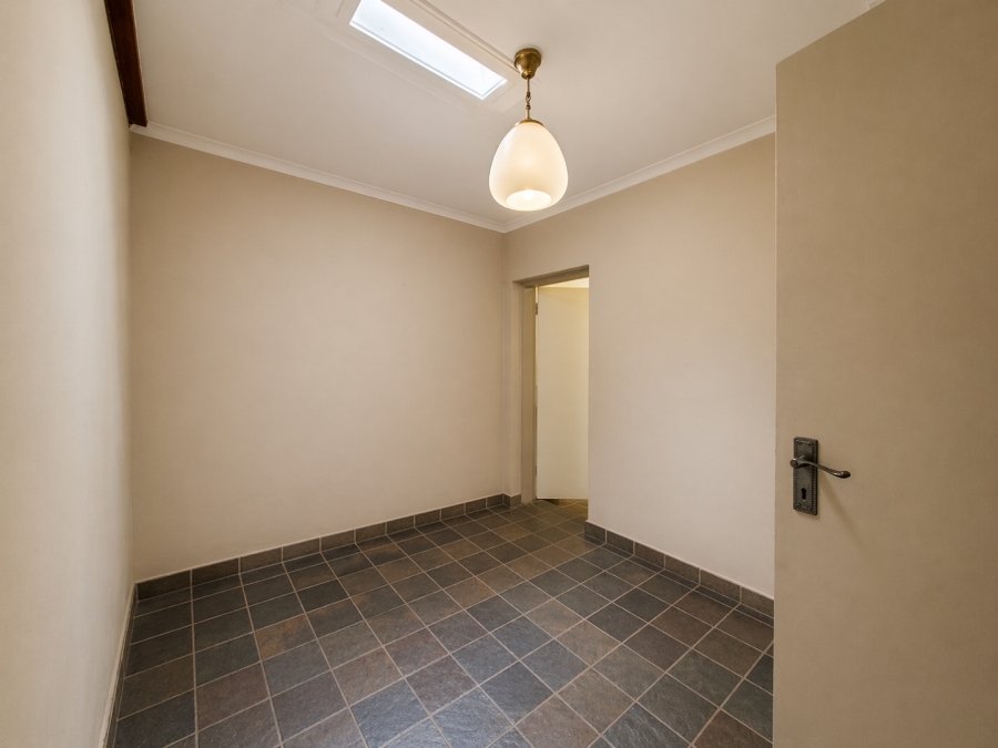 4 Bedroom Property for Sale in Waterkloof Ridge Gauteng