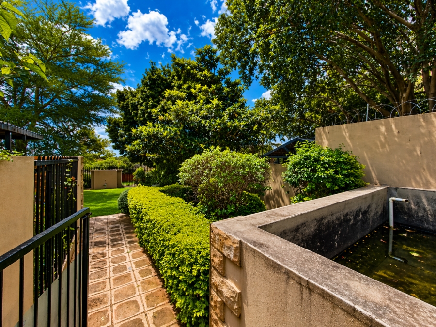 4 Bedroom Property for Sale in Waterkloof Ridge Gauteng
